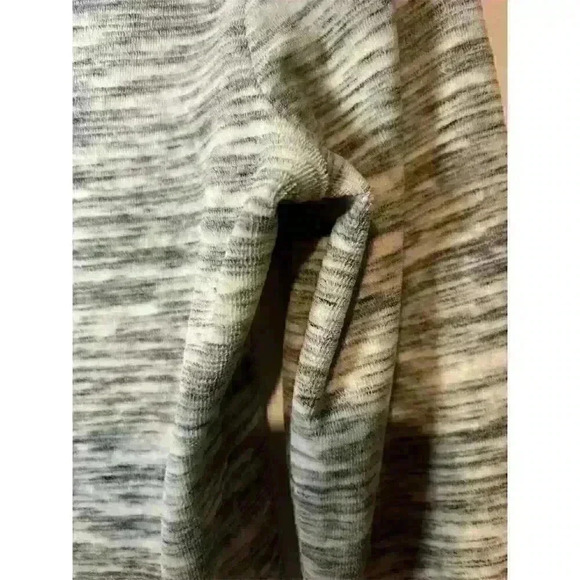 The Limited Women's Gray Knit Long Sleeve Sweater Dress XS Short Sheath - Picture 11 of 16